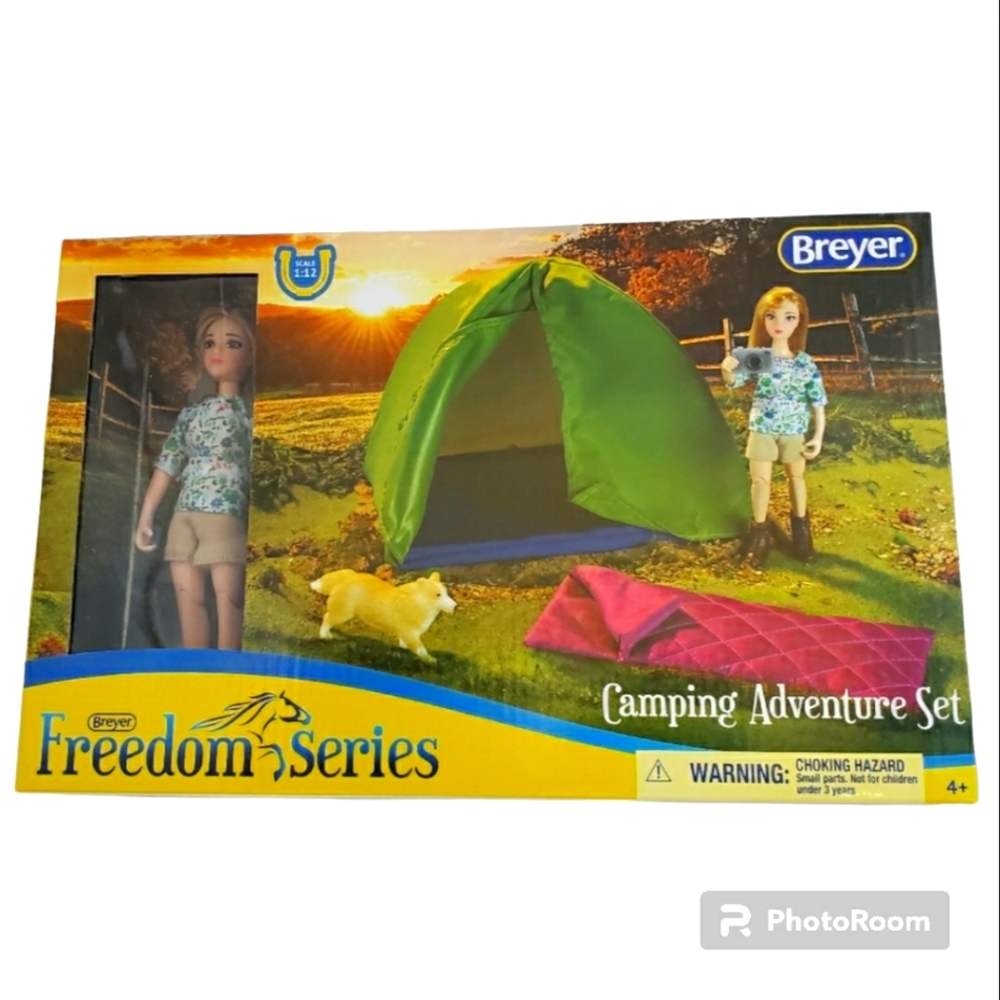 COPY - Breyer Camping Set Freedom Series NIB